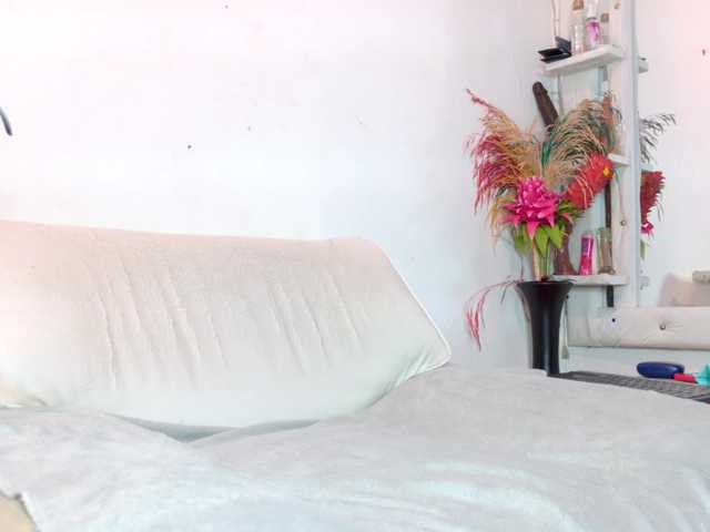 aly-n-seba's BongaCams show and profile