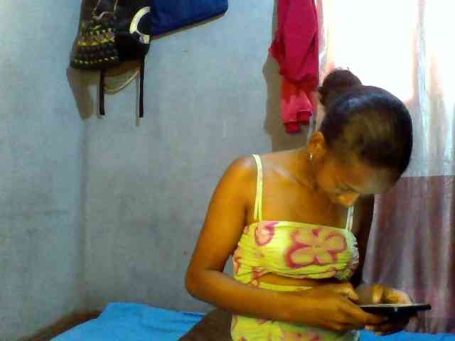 Kaishaa webcam