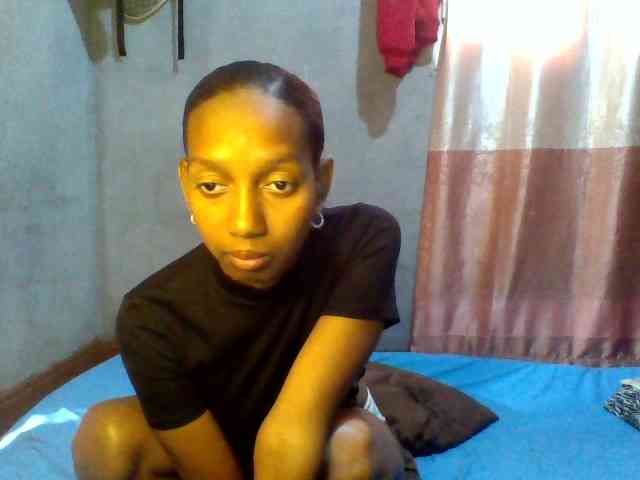 Kaishaa webcam