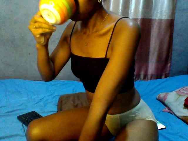 Kaishaa webcam