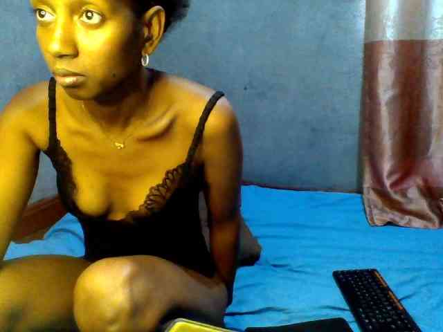 Kaishaa webcam