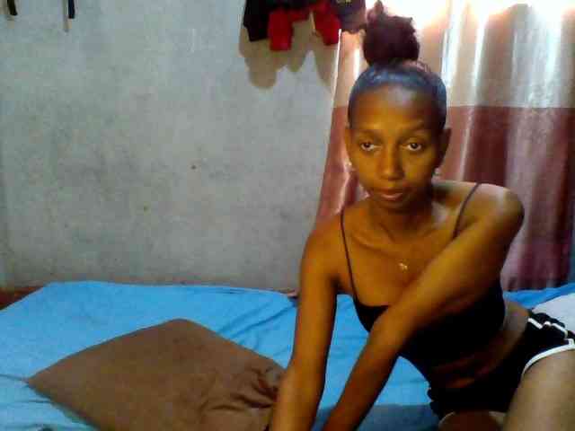 Kaishaa webcam