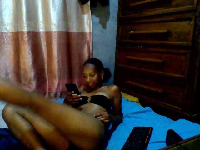 Kaishaa webcam