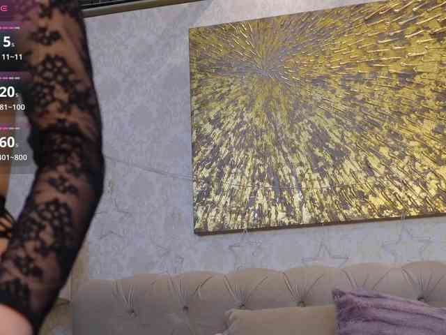 FoxyAmber webcam