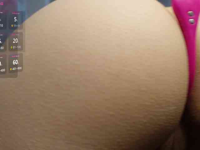FoxyAmber webcam