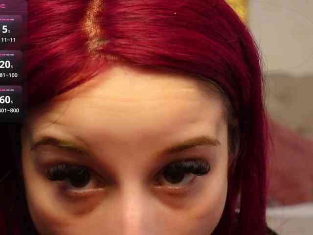 FoxyAmber webcam