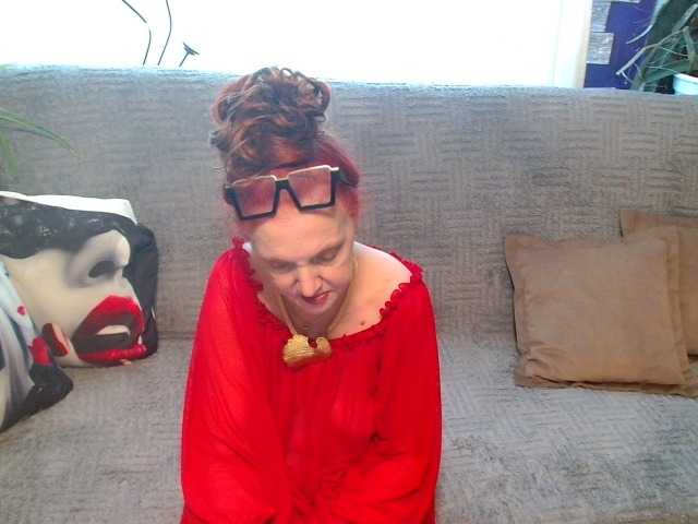 Maruu12qwert's BongaCams show and profile