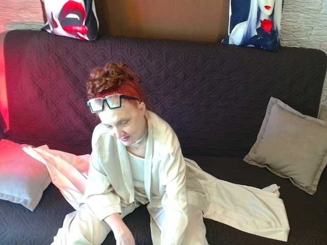 Maruu12qwert's BongaCams show and profile