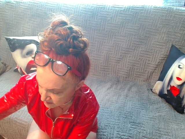 Maruu12qwert's BongaCams show and profile