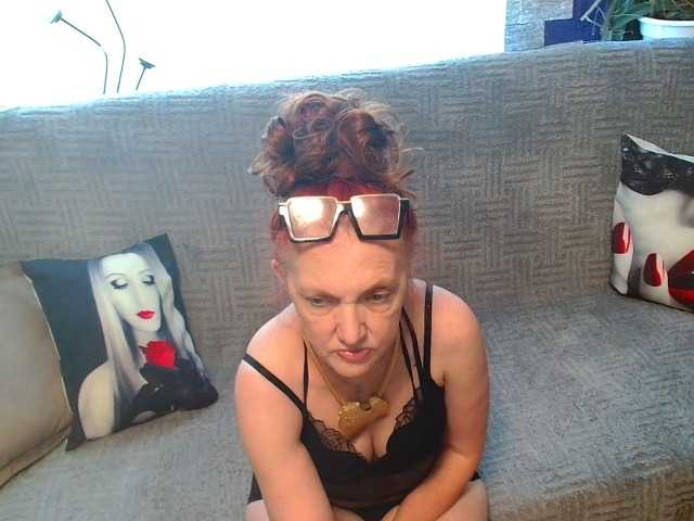 Maruu12qwert's BongaCams show and profile