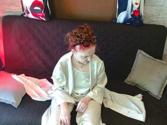 Maruu12qwert's BongaCams show and profile