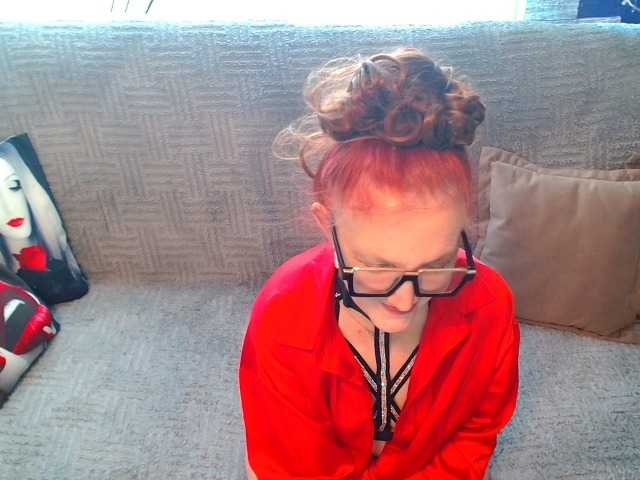 Maruu12qwert's BongaCams show and profile