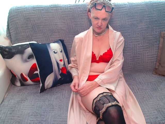 Maruu12qwert's BongaCams show and profile