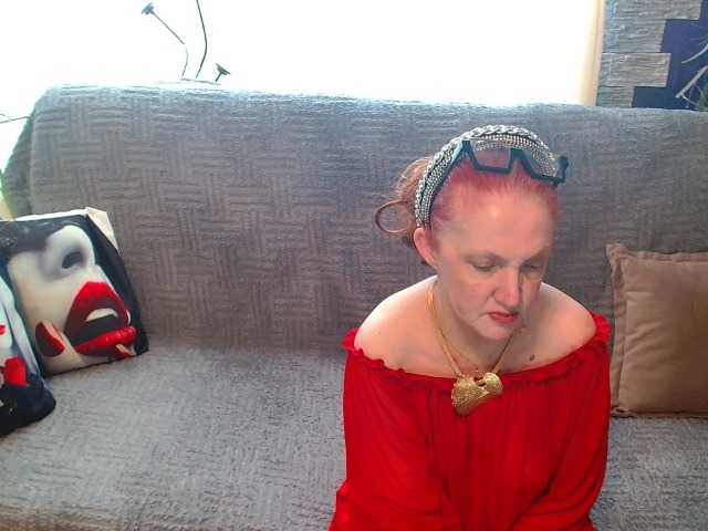 Maruu12qwert's BongaCams show and profile