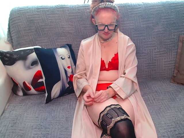 Maruu12qwert's BongaCams show and profile