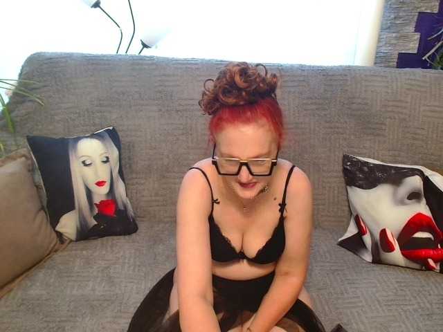 Maruu12qwert's BongaCams show and profile