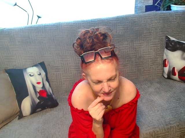 Maruu12qwert's BongaCams show and profile