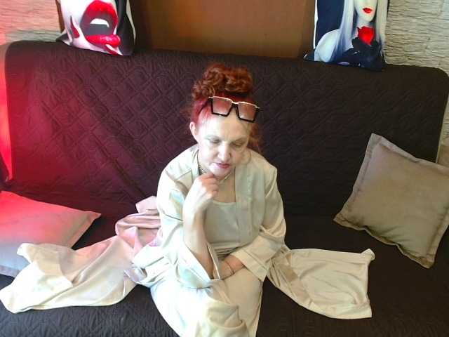 Maruu12qwert's BongaCams show and profile