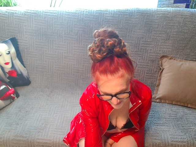 Maruu12qwert's BongaCams show and profile