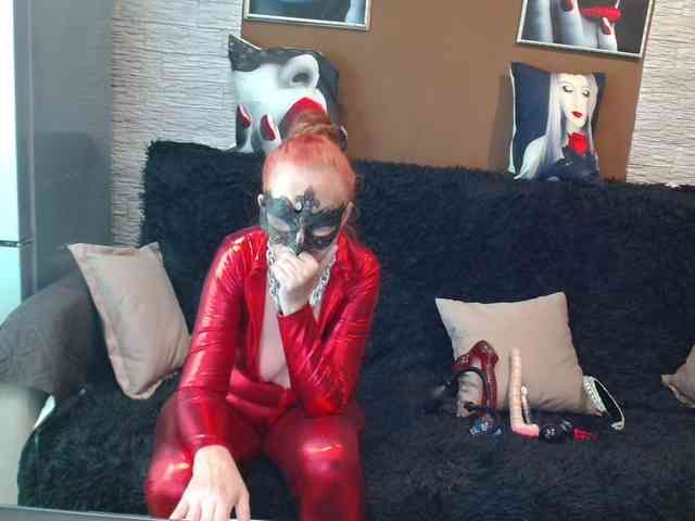 Maruu12qwert webcam