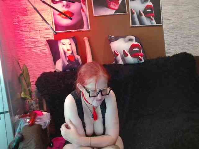 Maruu12qwert webcam