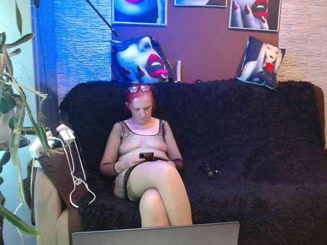 Maruu12qwert webcam