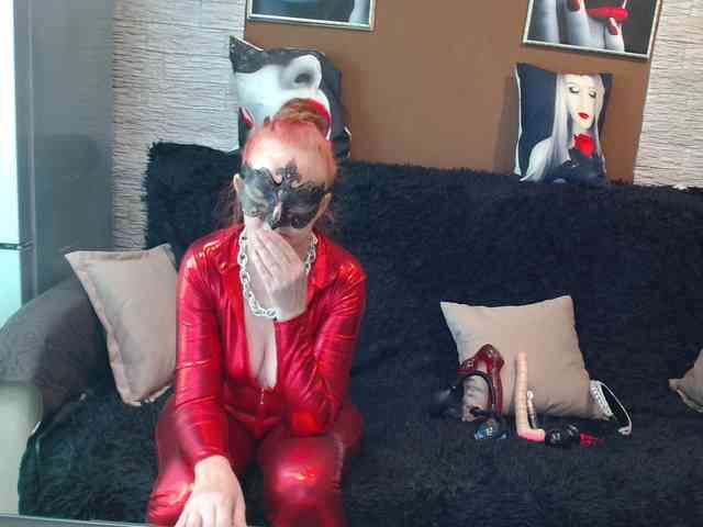 Maruu12qwert webcam