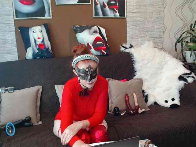 Maruu12qwert webcam