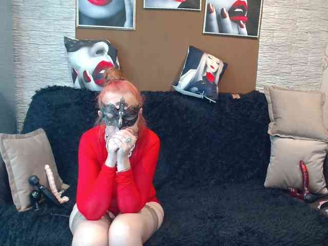 Maruu12qwert webcam