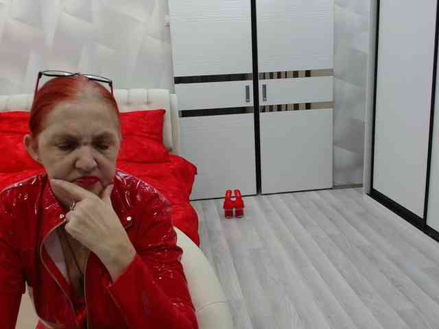 Maruu12qwert webcam