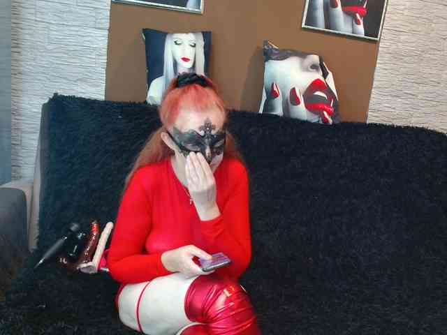 Maruu12qwert webcam