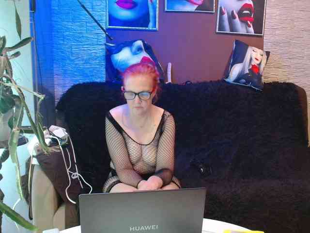 Maruu12qwert webcam
