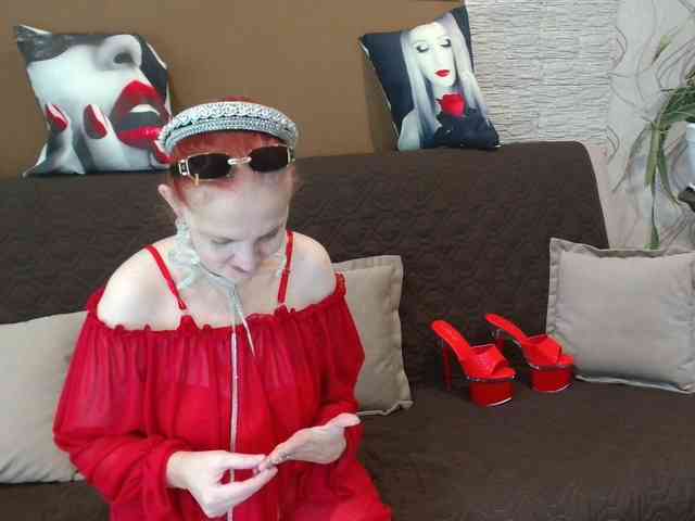 Maruu12qwert webcam