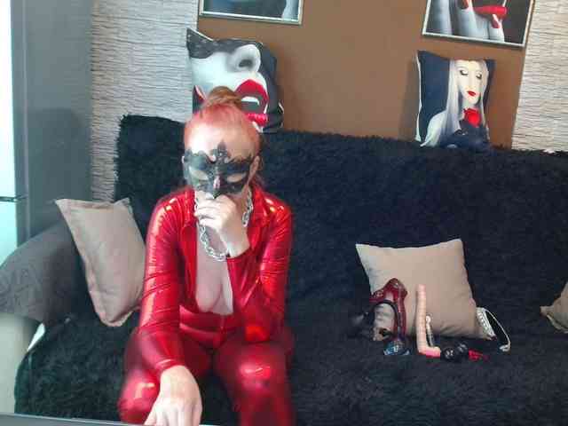 Maruu12qwert webcam