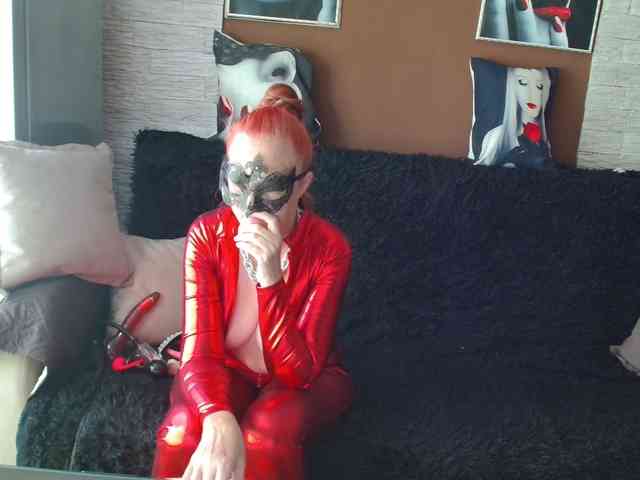 Maruu12qwert webcam
