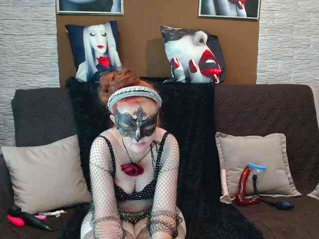Maruu12qwert webcam