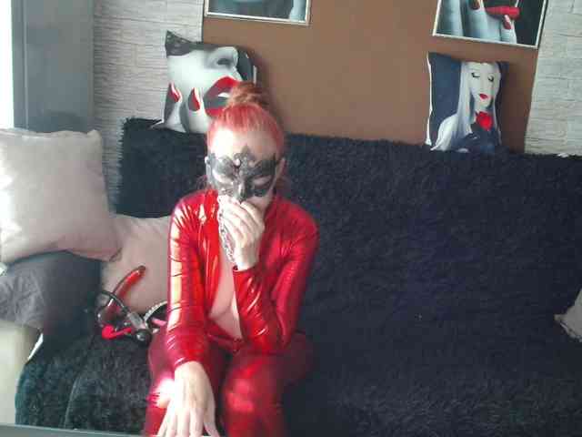 Maruu12qwert webcam