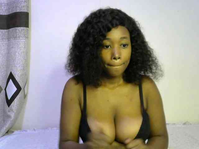Astrah99 webcam