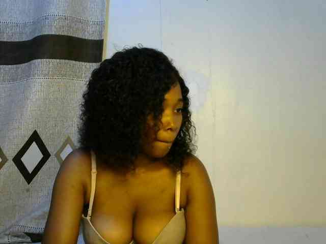 Astrah99 webcam