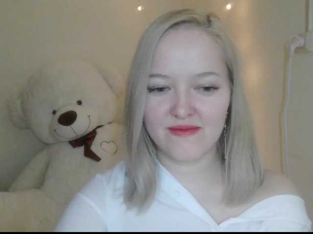 -Sweet-smile-'s BongaCams show and profile