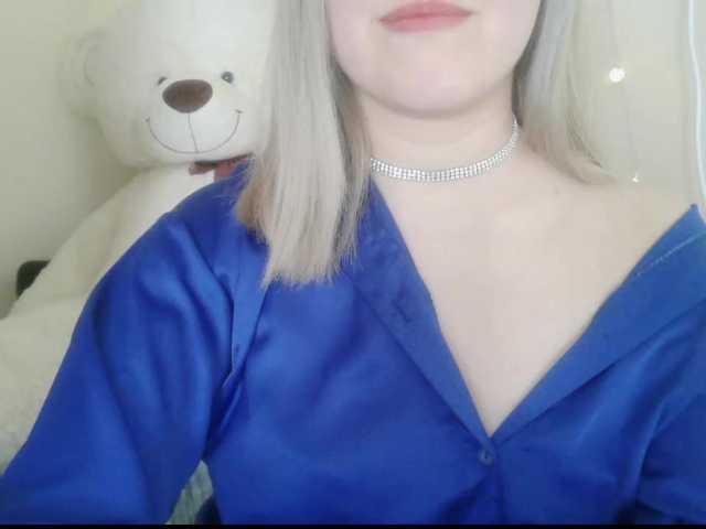 -Sweet-smile-'s BongaCams show and profile