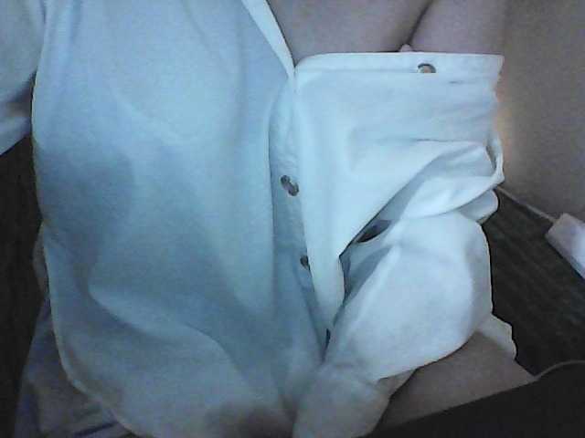 -Sweet-smile-'s BongaCams show and profile