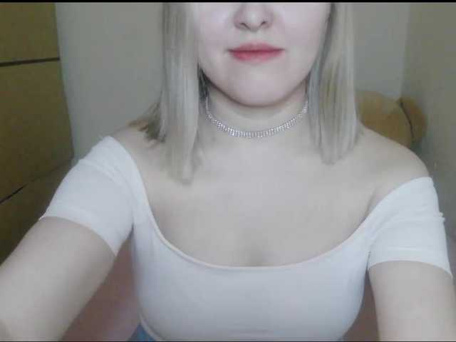 -Sweet-smile- Live Cam on BongaCams and RICams