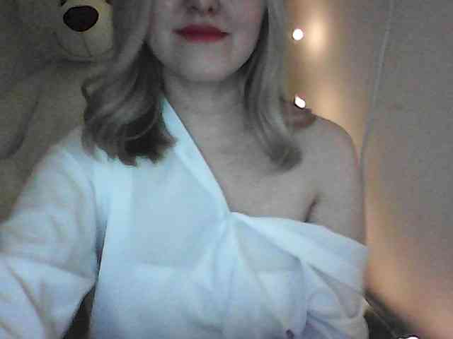 -Sweet-smile- Live Webcam on BongaCams