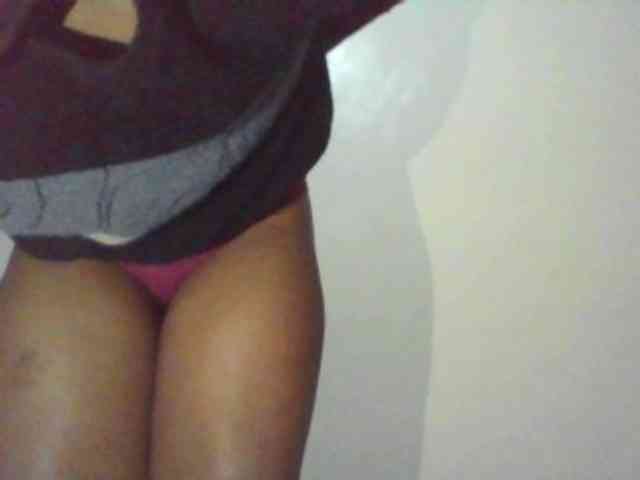 sexy-curvy webcam