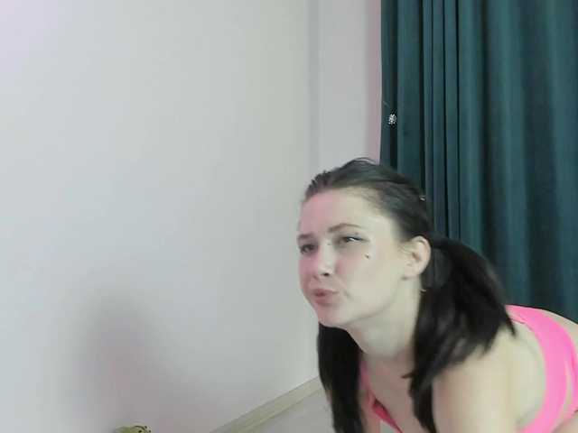 lili-eva Live Webcam on BongaCams