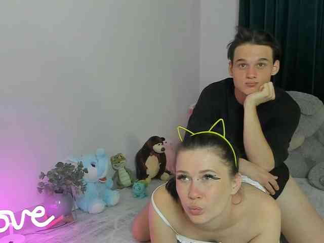live cam 2 cam Lili-eva