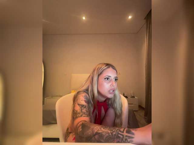 Sex chat gratuit in direct cu Rosalliaa pe BongaCams