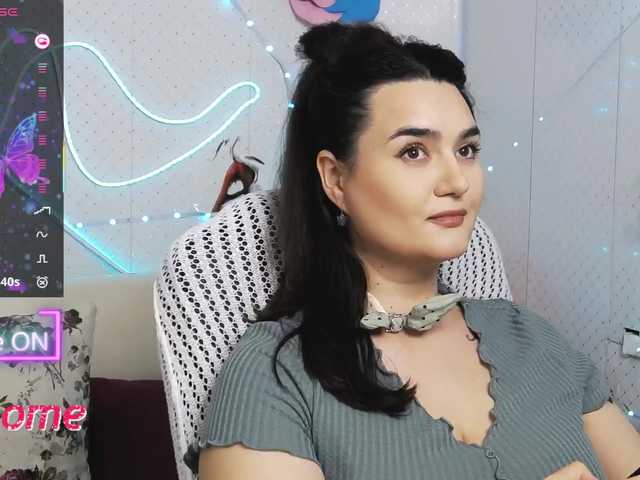 WickedButShy's BongaCams show and profile