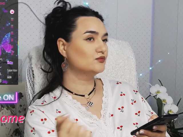 WickedButShy's BongaCams show and profile